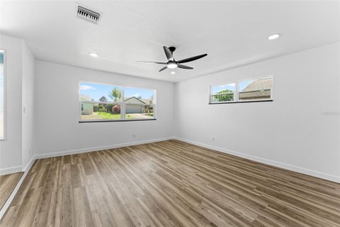 Villa ou maison à vendre à Titusville, Floride: 4 chambres, 167.22 m2 № 2094433 - photo 17