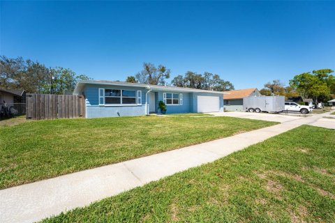 Villa ou maison à vendre à Titusville, Floride: 4 chambres, 167.22 m2 № 2094433 - photo 3