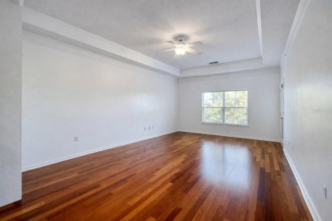 Condo in Tampa, Florida, 1 bedroom  № 2092956 - photo 2