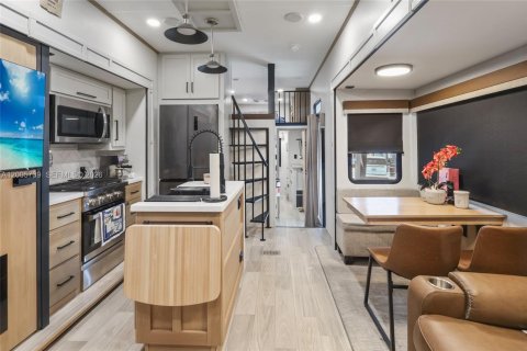 Villa ou maison à vendre à Key Largo, Floride: 4 chambres № 2069660 - photo 11