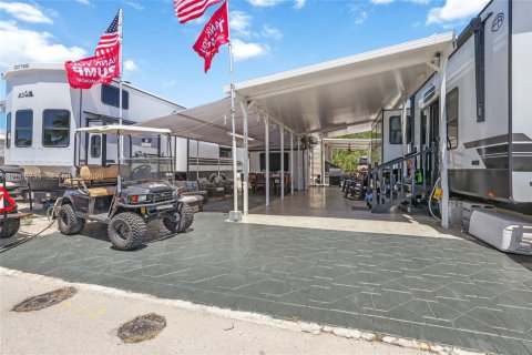 Villa ou maison à vendre à Key Largo, Floride: 4 chambres № 2069660 - photo 4