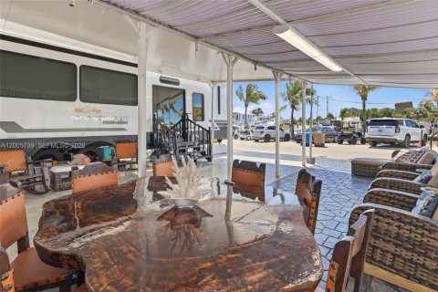 Villa ou maison à vendre à Key Largo, Floride: 4 chambres № 2069660 - photo 6