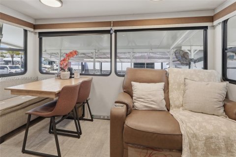 Villa ou maison à vendre à Key Largo, Floride: 4 chambres № 2069660 - photo 12