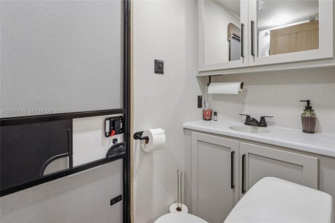 Villa ou maison à vendre à Key Largo, Floride: 4 chambres № 2069660 - photo 15