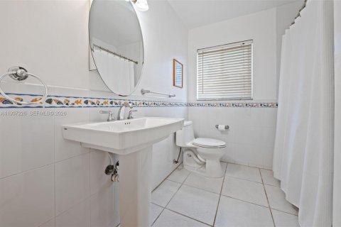 Купить виллу или дом в Майами, Флорида 4 спальни, 255.39м2, № 1997632 - фото 23