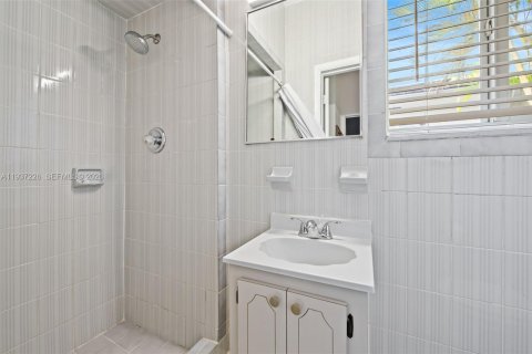 Купить виллу или дом в Майами, Флорида 4 спальни, 255.39м2, № 1997632 - фото 25