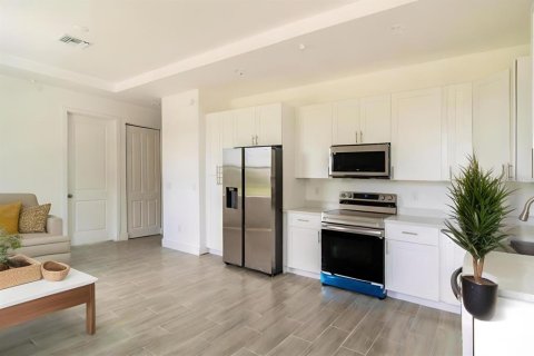 Apartamento en alquiler en Rotonda, Florida, 3 dormitorios, 97.27 m2 № 1885371 - foto 4