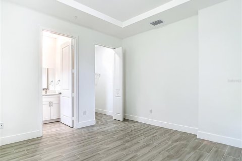 Apartamento en alquiler en Rotonda, Florida, 3 dormitorios, 97.27 m2 № 1885371 - foto 21