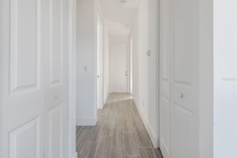 Apartamento en alquiler en Rotonda, Florida, 3 dormitorios, 97.27 m2 № 1885371 - foto 25