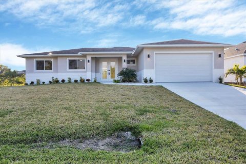 Villa ou maison à vendre à Port Charlotte, Floride: 3 chambres, 176.14 m2 № 1747263 - photo 2