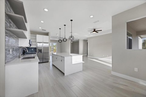 Villa ou maison à vendre à Port Charlotte, Floride: 3 chambres, 176.14 m2 № 1747263 - photo 13