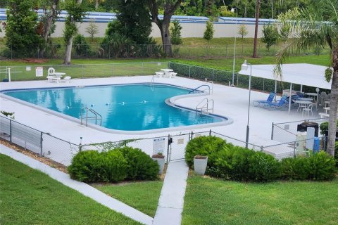 Copropriété à vendre à Zephyrhills, Floride: 2 chambres, 83.33 m2 № 2198501 - photo 16