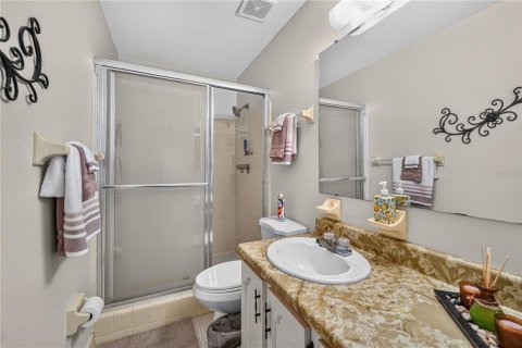 Copropriété à vendre à Zephyrhills, Floride: 2 chambres, 83.33 m2 № 2198501 - photo 8