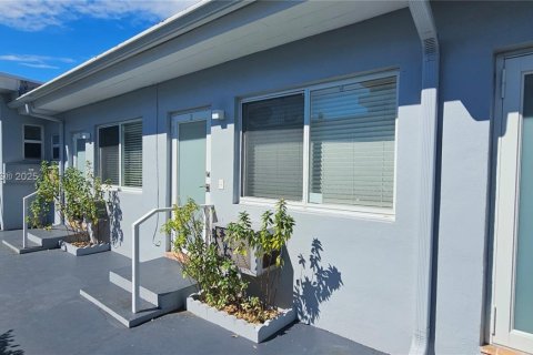 Copropriété à louer à Miami Beach, Floride: 1 chambre, 37.44 m2 № 1963407 - photo 1
