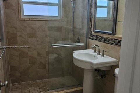 Copropriété à louer à Miami Beach, Floride: 1 chambre, 37.44 m2 № 1963407 - photo 5