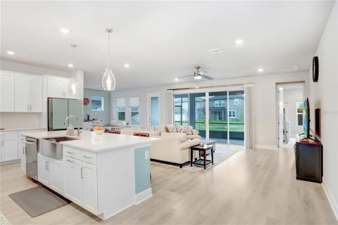 House in Wesley Chapel, Florida 4 bedrooms, 234.95 sq.m. № 1567137 - photo 20