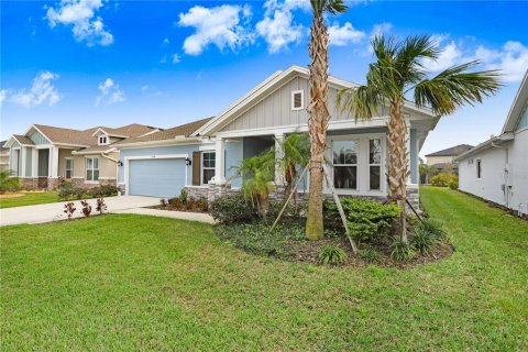 House in Wesley Chapel, Florida 4 bedrooms, 234.95 sq.m. № 1567137 - photo 2
