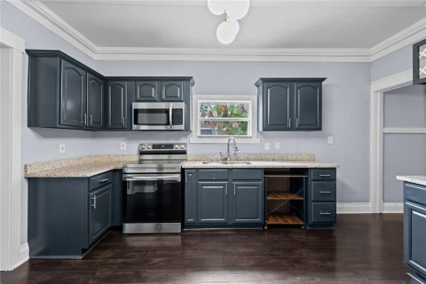 Купить виллу или дом в Тампа, Флорида 4 комнаты, 111.67м2, № 2203598 - фото 17