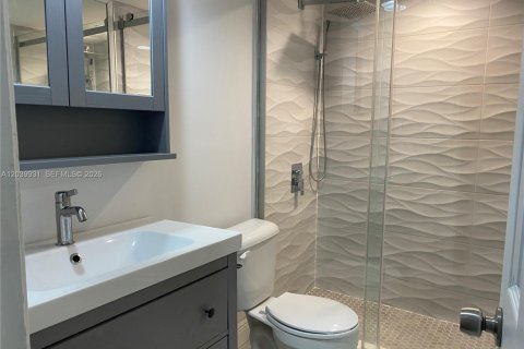Copropriété à louer à Miami, Floride: 1 chambre, 66.43 m2 № 2085805 - photo 7