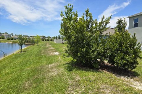 House in Davenport, Florida 5 bedrooms, 234.3 sq.m. № 2304959 - photo 26