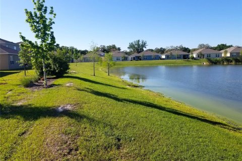 House in Davenport, Florida 5 bedrooms, 234.3 sq.m. № 2304959 - photo 24