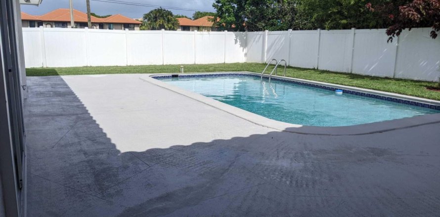 Casa en Boca Raton, Florida 4 dormitorios, 163.69 m2 № 1216071