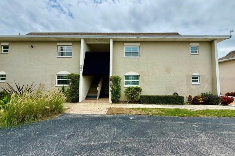 Copropriété à louer à Tampa, Floride: 1 chambre, 76.83 m2 № 2106996 - photo 2