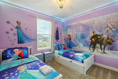 Casa en venta en Kissimmee, Florida, 6 dormitorios, 310.57 m2 № 1904367 - foto 20