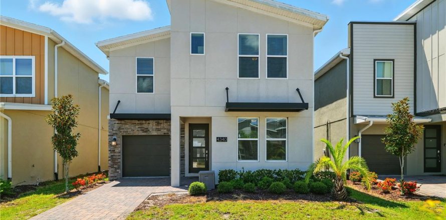 Casa en Kissimmee, Florida 6 dormitorios, 310.57 m2 № 1904367