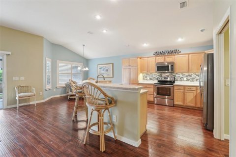 House in The Villages, Florida 3 bedrooms, 154.68 sq.m. № 1685224 - photo 11