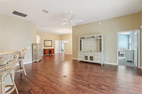 House in The Villages, Florida 3 bedrooms, 154.68 sq.m. № 1685224 - photo 10