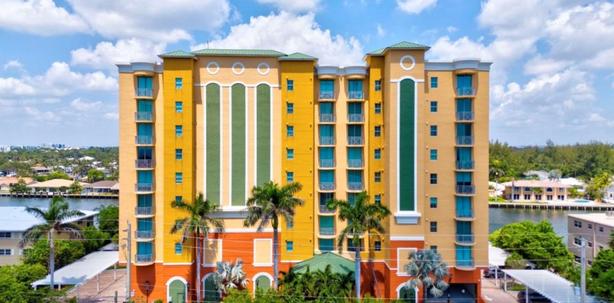 Condo in Pompano Beach, Florida, 2 bedrooms  № 1208077