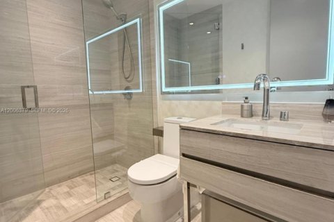 Copropriété à vendre à Sunny Isles Beach, Floride: 2 chambres, 139.91 m2 № 2170716 - photo 5