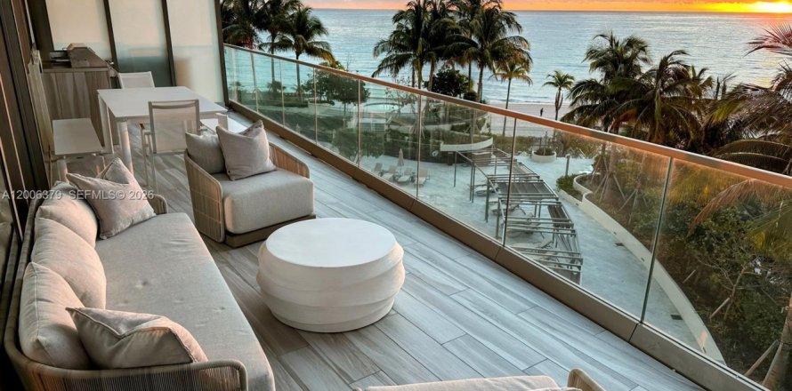 Condo à Sunny Isles Beach, Floride, 2 chambres  № 2170716