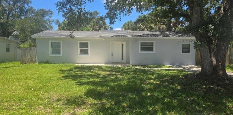 Villa ou maison à Tampa, Floride 3 chambres, 121.05 m2 № 1868840