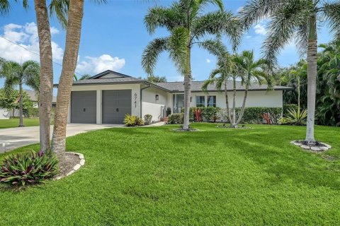 Villa ou maison à vendre à Sarasota, Floride: 3 chambres, 153.38 m2 № 2391149 - photo 2