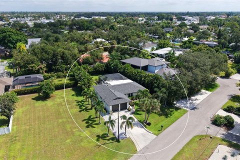 Villa ou maison à vendre à Sarasota, Floride: 3 chambres, 153.38 m2 № 2391149 - photo 4