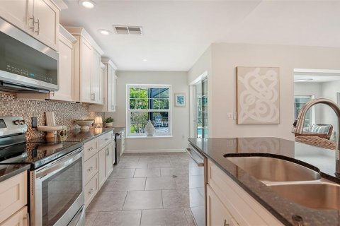 Villa ou maison à vendre à Sarasota, Floride: 3 chambres, 153.38 m2 № 2391149 - photo 30