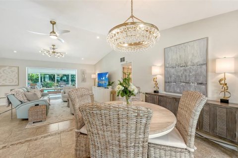 Villa ou maison à vendre à Sarasota, Floride: 3 chambres, 153.38 m2 № 2391149 - photo 11