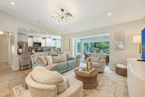 Villa ou maison à vendre à Sarasota, Floride: 3 chambres, 153.38 m2 № 2391149 - photo 17
