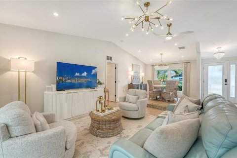 Villa ou maison à vendre à Sarasota, Floride: 3 chambres, 153.38 m2 № 2391149 - photo 20