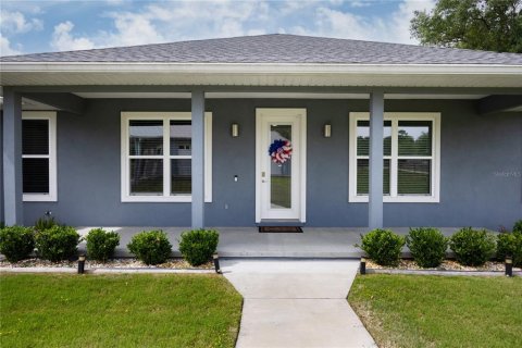 Casa en Alachua, Florida 3 dormitorios, 271.55 m2 № 2120759