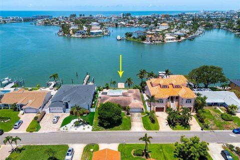 Casa en venta en Saint Petersburg, Florida, 3 dormitorios, 205.31 m2 № 1785258 - foto 17
