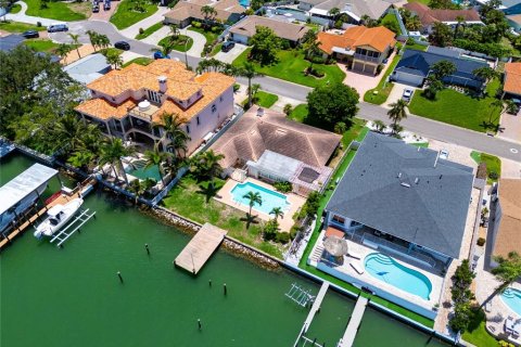 Casa en venta en Saint Petersburg, Florida, 3 dormitorios, 205.31 m2 № 1785258 - foto 15