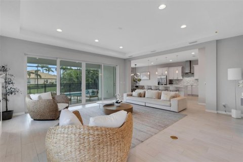 Casa en venta en Bradenton, Florida, 5 dormitorios, 339.46 m2 № 2099412 - foto 20