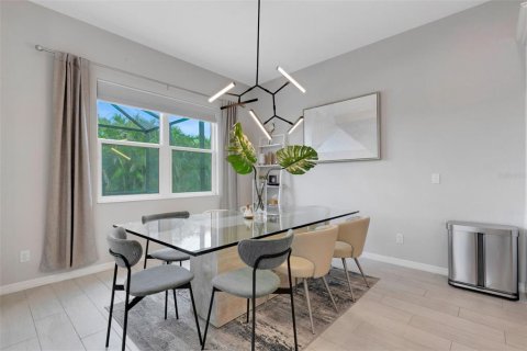 Casa en venta en Bradenton, Florida, 5 dormitorios, 339.46 m2 № 2099412 - foto 6