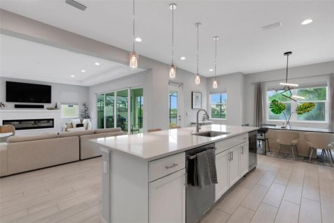 Casa en venta en Bradenton, Florida, 5 dormitorios, 339.46 m2 № 2099412 - foto 28