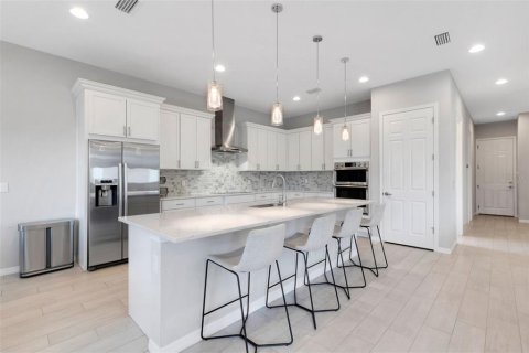 Casa en venta en Bradenton, Florida, 5 dormitorios, 339.46 m2 № 2099412 - foto 5