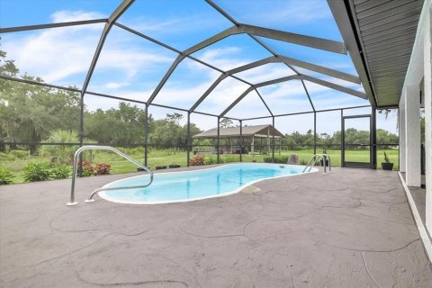 House in Arcadia, Florida 3 bedrooms, 156.08 sq.m. № 2091734 - photo 3