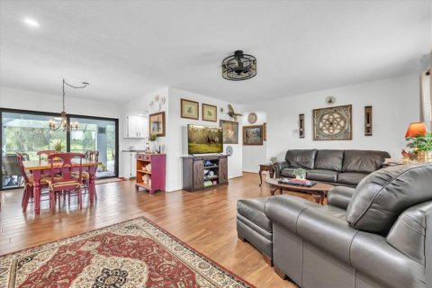 House in Arcadia, Florida 3 bedrooms, 156.08 sq.m. № 2091734 - photo 7